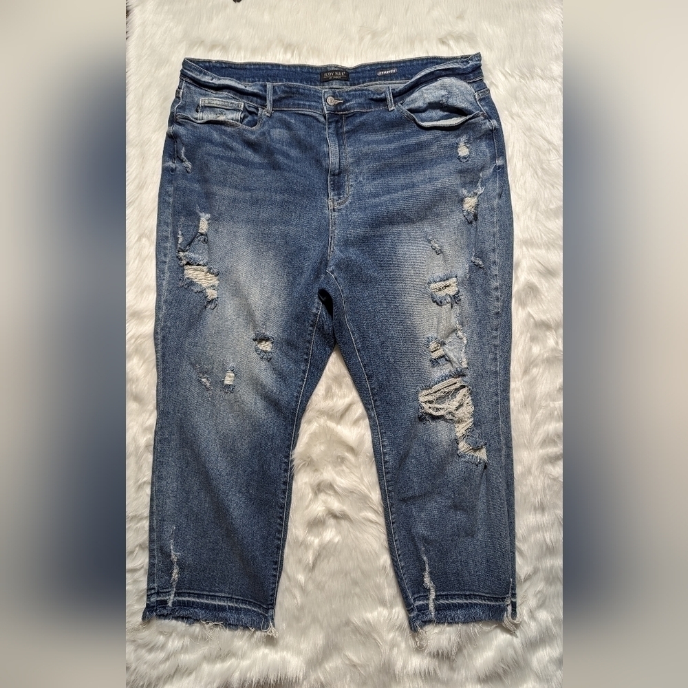 Judy Blue Straight Fit Distressed Raw Hem Stretch Jeans Med Wash 24 W blue color